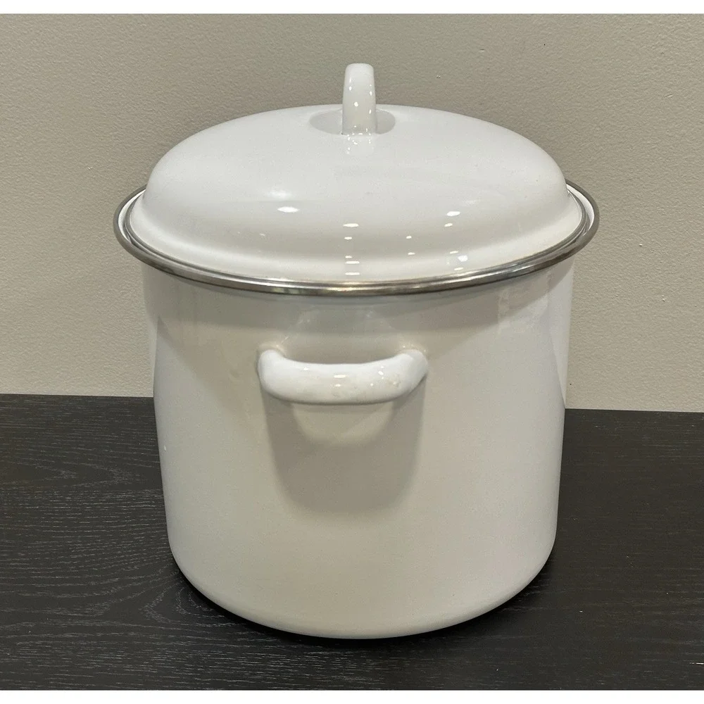 Vintage White Enamel Stock Pot with Lid 9.5 Diameter Camping Cottagecore Kitchen